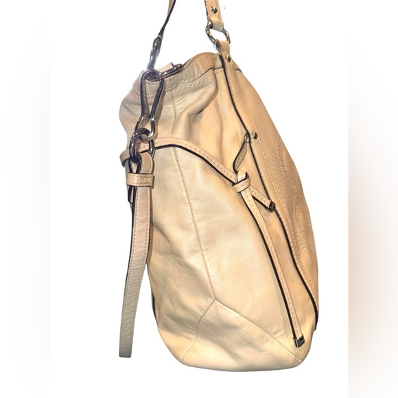 Coach Audrey Andie Cinched Tote with removable strap - Picture 3 of 16